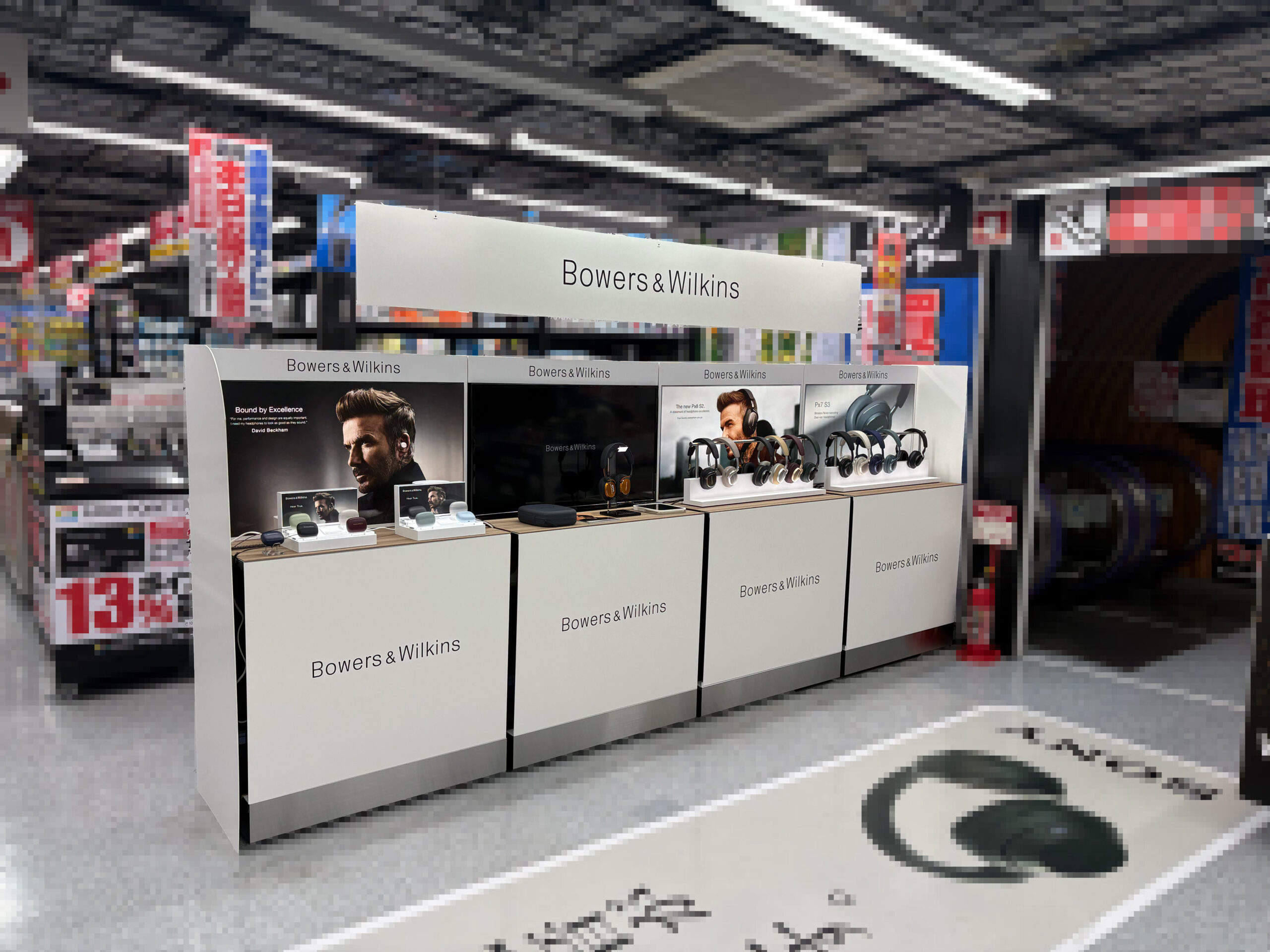 WOODEN DISPLAY FOR HEADPHONE